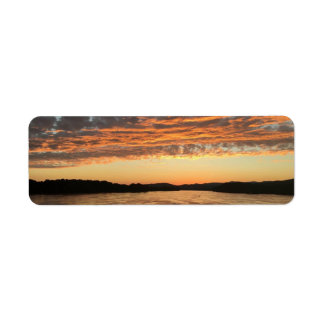 Sunset on the river etiket