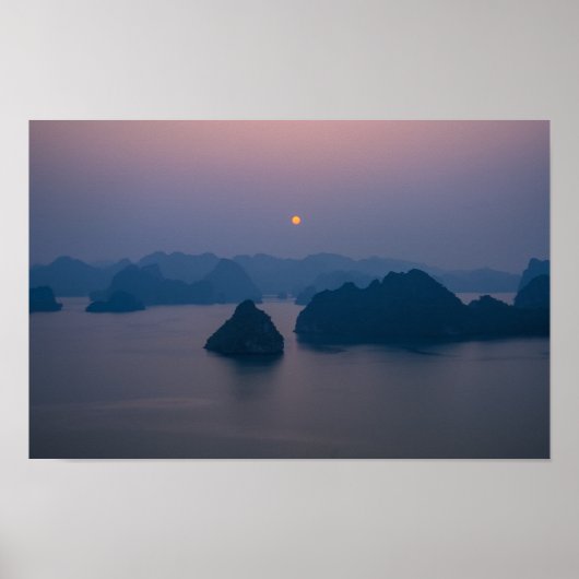 Sunset over Halong Bay - Vietnam, Azië Poster (Voorkant)