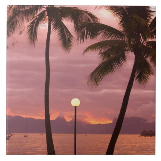 Sunset over Moorea van Sofitel Maeva Beach Tegeltje (Voorkant)