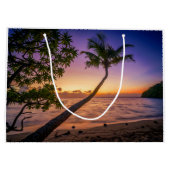 Sunset Over Palm Tree Island Groot Cadeauzakje (Achterkant)