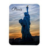 Sunset over Replica van het Vrijheidsbeeld in Pari Magneet (Verticaal)