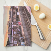 Sunset Over Spittelau, Wenen, Oostenrijk Theedoek (Quarter Fold)