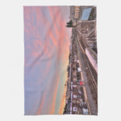 Sunset Over Spittelau, Wenen, Oostenrijk Theedoek (Verticaal)