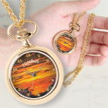 Sunset Plaza Marina 2584 Ketting<br><div class="desc">Schilderij "Sunset Plaza Marina 2584" Collectie Houd de tijd bij met uw favoriete custom Ketting Alloy Watch van Ewatchfactory®. Personaliseer op de productpagina of klik op de knop "Aanpassen" voor meer ontwerpopties. Het ontwerp gemaakt van mijn schilderij "Sunset Plaza Marina 2584" vangt een levendige zonsondergang met strepen van oranje en...</div>