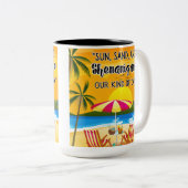 Sunset Quote op het strand Tweekleurige Koffiemok (Voorkant rechts)