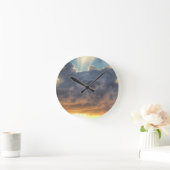 Sunset Rays of Light door Stormy Clouds Ronde Klok (Huis)