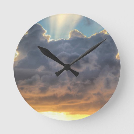 Sunset Rays of Light door Stormy Clouds Ronde Klok (Voorkant)