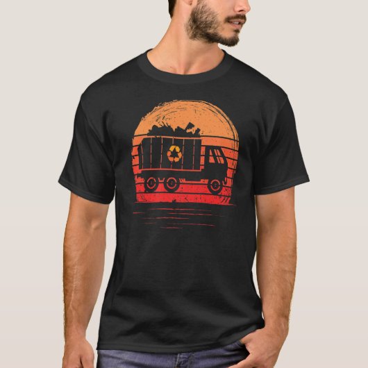 Sunset Retro Recycling Trash Garbage Truck T-shirt (Voorkant)