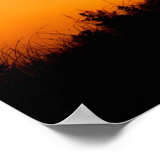 Sunset Scene met Man op bank Poster (Hoek)