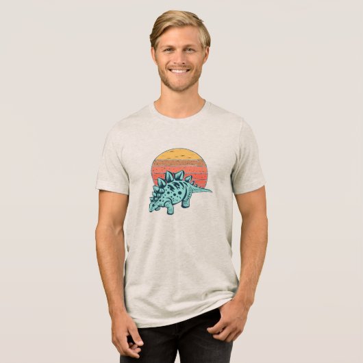 Sunset Serenity: Retro Stegosaurus T-Shirt (Voorkant volledig)