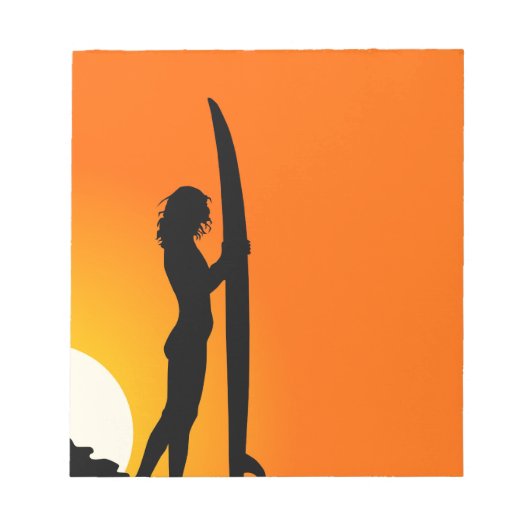 Sunset Surfer Girl met surfboard Notitieblok (Voorkant)