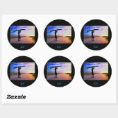 Sunset Surfer Zand & Wolken Ronde Sticker (Vel)