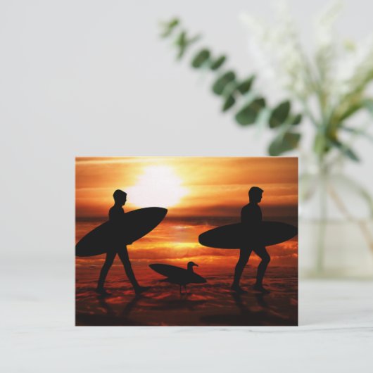 Sunset Surfers Briefkaart (Staand voorkant)