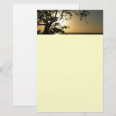 Sunset Through Trees II Tropische fotografie Briefpapier (Voorkant / Achterkant)