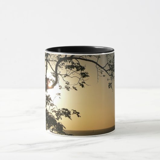 Sunset Through Trees II Tropische fotografie Mok (Midden)