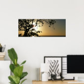 Sunset Through Trees II Tropische fotografie Poster (Thuiskantoor)