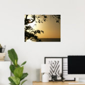 Sunset Through Trees II Tropische fotografie Poster (Thuiskantoor)