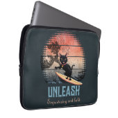 Sunset Wave-Riding Cat Laptop Sleeve (Voorkant Rechts)
