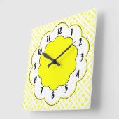 Sunshine Yellow Black Trim Flower Pattern Vierkante Klok (Hoek)