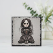 Super Creepy Doll Halloween Kaart (Staand voorkant)