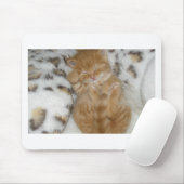 Super Cute Ginger Sleeping Kitten Muismat (Met muis)