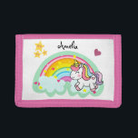 Super Cute Unicorn en Rainbow, speciaal gepersonal Drievoud Portemonnee<br><div class="desc">Perfect gepersonaliseerd geschenk voor een meisje met een schattig eenhoorn- en regenboogontwerp.</div>