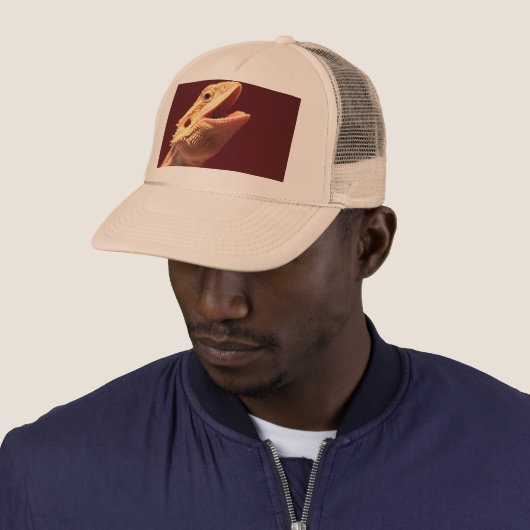 Super Happy Bearded Dragon Trucker Pet (In situ)