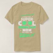 super moeder komt nooit RaisesABarista 2 T-shirt (Design voorkant)