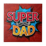 Super papa snor moderne grunge tegeltje<br><div class="desc">Super Dad Mustache Modern Grunge Decoratieve Tegels bevatten de tekst "Super Dad" in de moderne rode en gele typografie op een blauwe en rode grunge achtergrond geaccentueerd met een snor. Cadeaus voor papa voor verjaardag,  Vaderdag,  kerst,  feestdagen en meer. Creëer door Evco Studio www.zazzle.com/store/evcostudio</div>