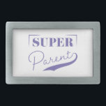 Super Parent Gesp<br><div class="desc">Super Parent is een modern script dat de wijsheid en de liefde van ouders viert. Dit ontwerp is ook beschikbaar voor alle leden van uw familie,  dus controleer het in de winkel!</div>