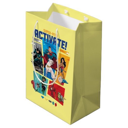 Super-Pets & Justice League - Activate! Medium Cadeauzakje (Achterkant Gekanteld)