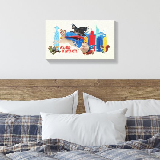 Super-Pets patrouillerende metropolis Canvas Afdruk (Insitu (Slaapkamer))