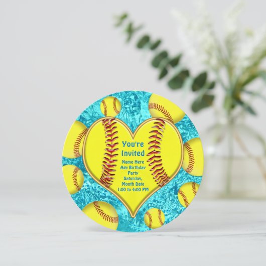 Super Schattigee gepersonaliseerde softbaluitnodig Kaart (Staand voorkant)