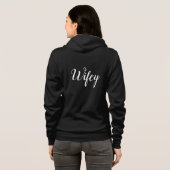 Super Schattigee Wifey Hoody in Zwart (Achterkant volledig)