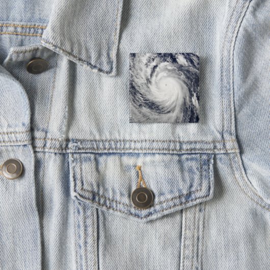 Super Tyfoon Vierkante Button 5,1 Cm (In situ)