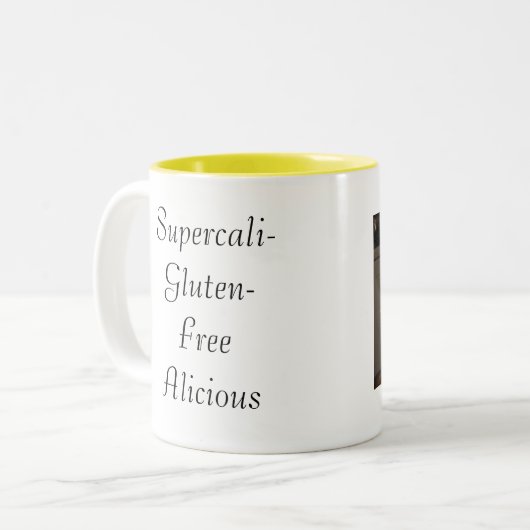 Supercali-Gluten-Free-alicious Tweekleurige Koffiemok (Voorkant links)