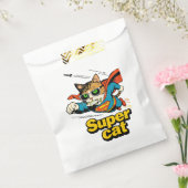 Supercat vliegt met vis  bedankzakje (Gezegeld)