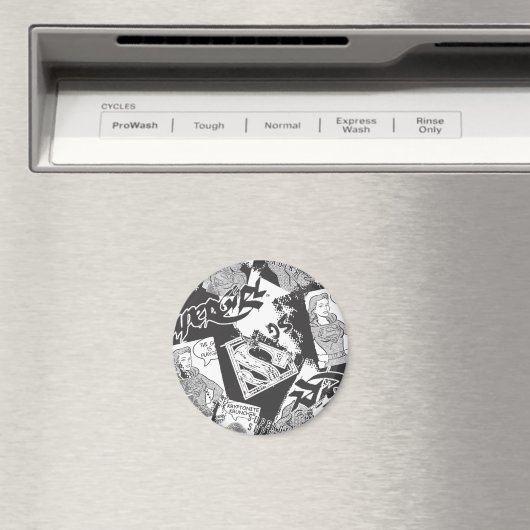 Supergirl Black en White Collage Magneet (Insitu (Vaatwasser))