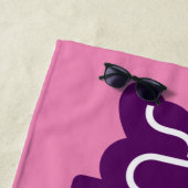 Supergirl Groovy Naam en S-Shield Strandlaken (In situ)