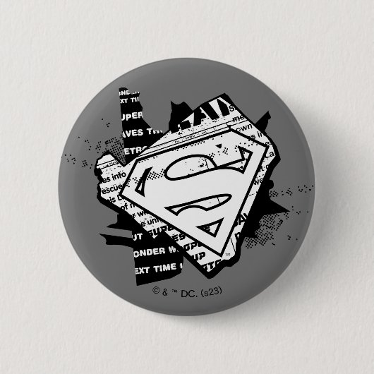 Supergirl krantenpapier S-Shield Ronde Button 5,7 Cm (Voorkant)