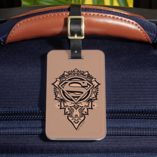 Supergirl Mandala Graphic Bagagelabel (Voorkant Insitu 2)