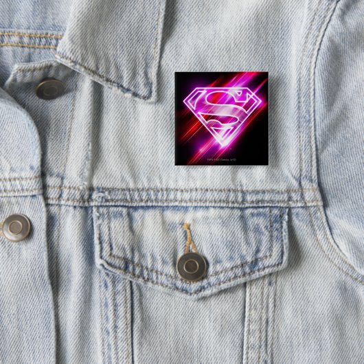 Supergirl roze vierkante button 5,1 cm (In situ)