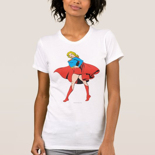 Supergirl slaat een pos aan t-shirt (Voorkant)