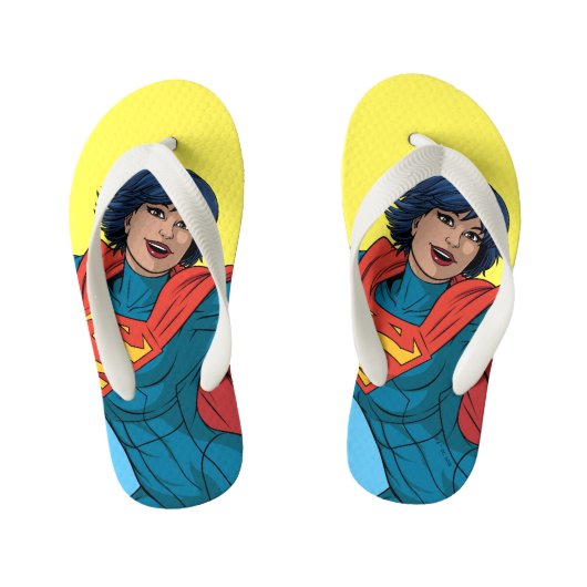 Supergirl Vliegen in Blauw Pak Kinder Teenslippers (Voetbed)