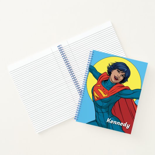 Supergirl Vliegen in Blauw Pak Notitieboek (Binnen)
