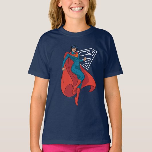 Supergirl zweven in blauw pak t-shirt (Voorkant)
