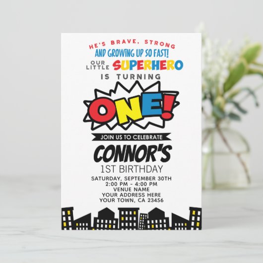 Superheld 1e verjaardag uitnodiging (Staand voorkant)