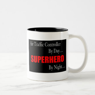 Superheld Air Traffic Controller Tweekleurige Koffiemok