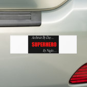 Superheld-archivaris Bumpersticker (Op auto)