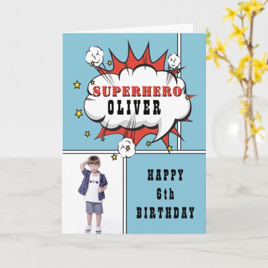 Superheld Comic Speech Bubble Boy Birthday Foto Kaart (Gele Bloem)